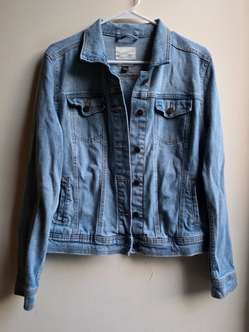 Universal Thread Denim Jean "Freeborn" Jacket Size Large